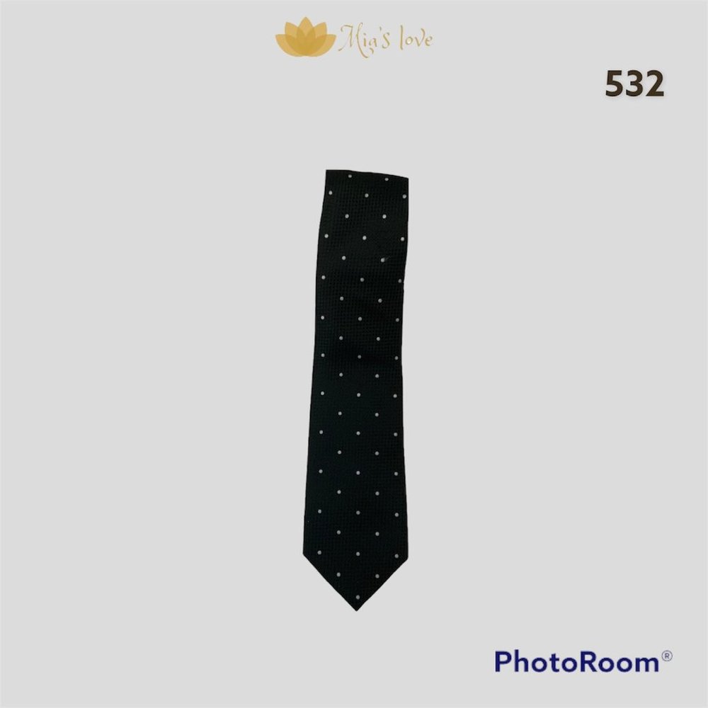 Dockers,  slim tie, Polka Dot , polyester 100%, black and white.